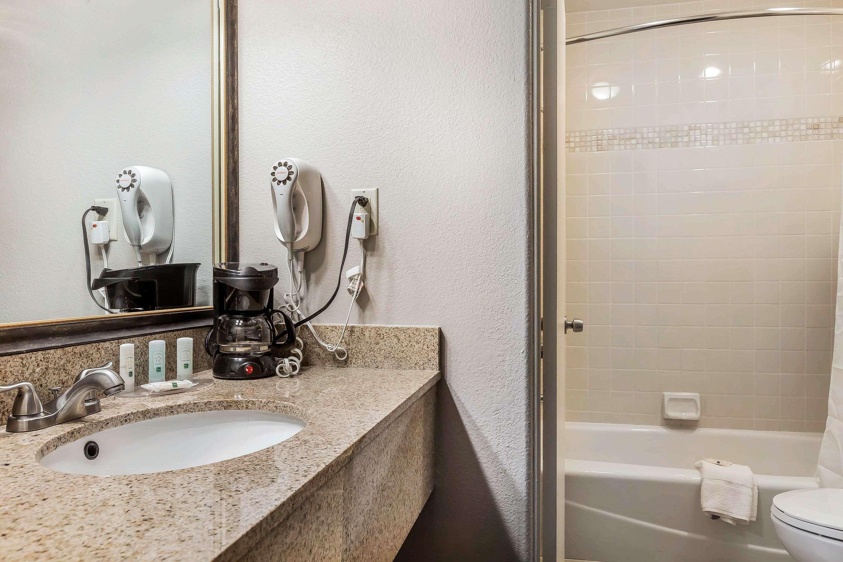 Quality Inn Fallbrook I-15 מראה חיצוני תמונה